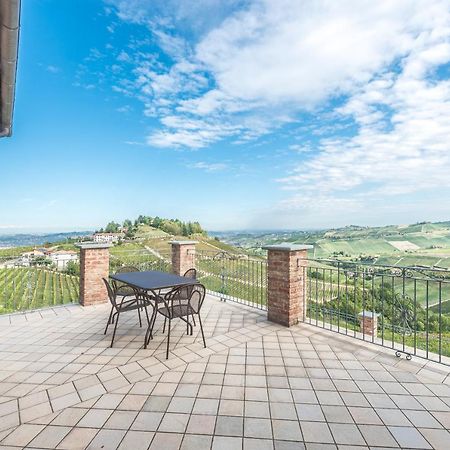 Villa Bricco Paglieri, Entire Villa Альба Екстер'єр фото