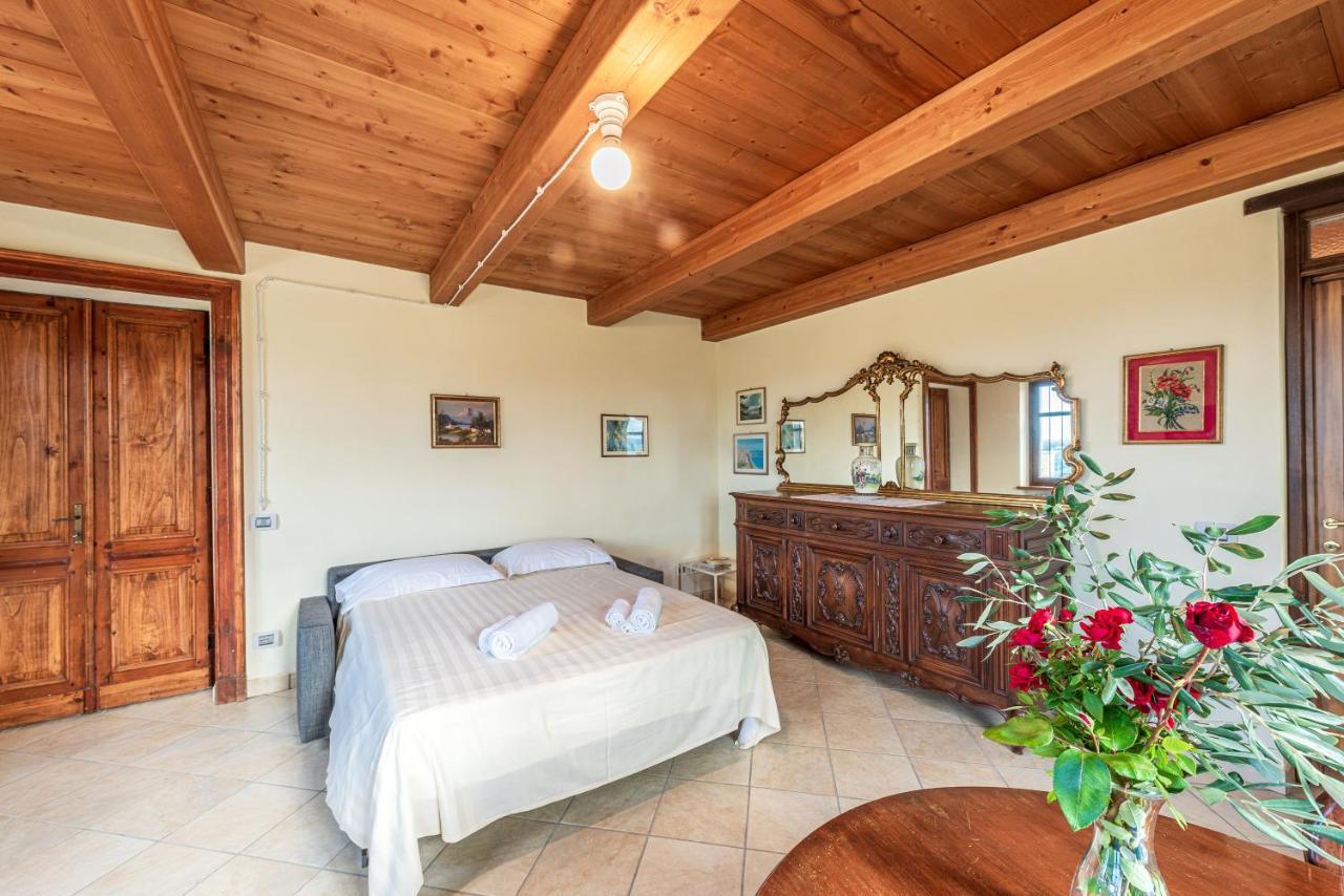 Villa Bricco Paglieri, Entire Villa Альба Екстер'єр фото