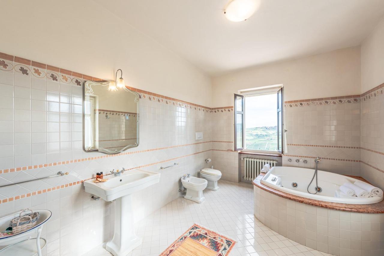 Villa Bricco Paglieri, Entire Villa Альба Екстер'єр фото