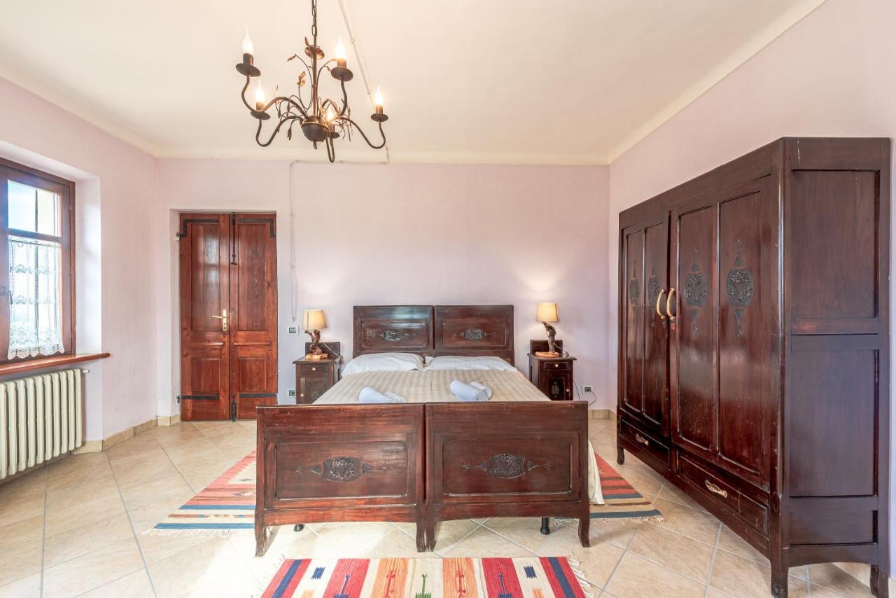 Villa Bricco Paglieri, Entire Villa Альба Екстер'єр фото