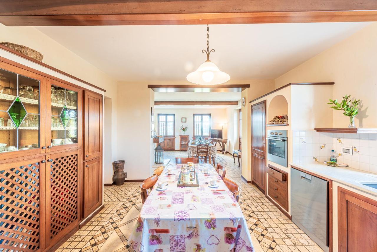 Villa Bricco Paglieri, Entire Villa Альба Екстер'єр фото