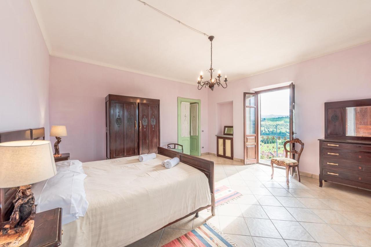 Villa Bricco Paglieri, Entire Villa Альба Екстер'єр фото
